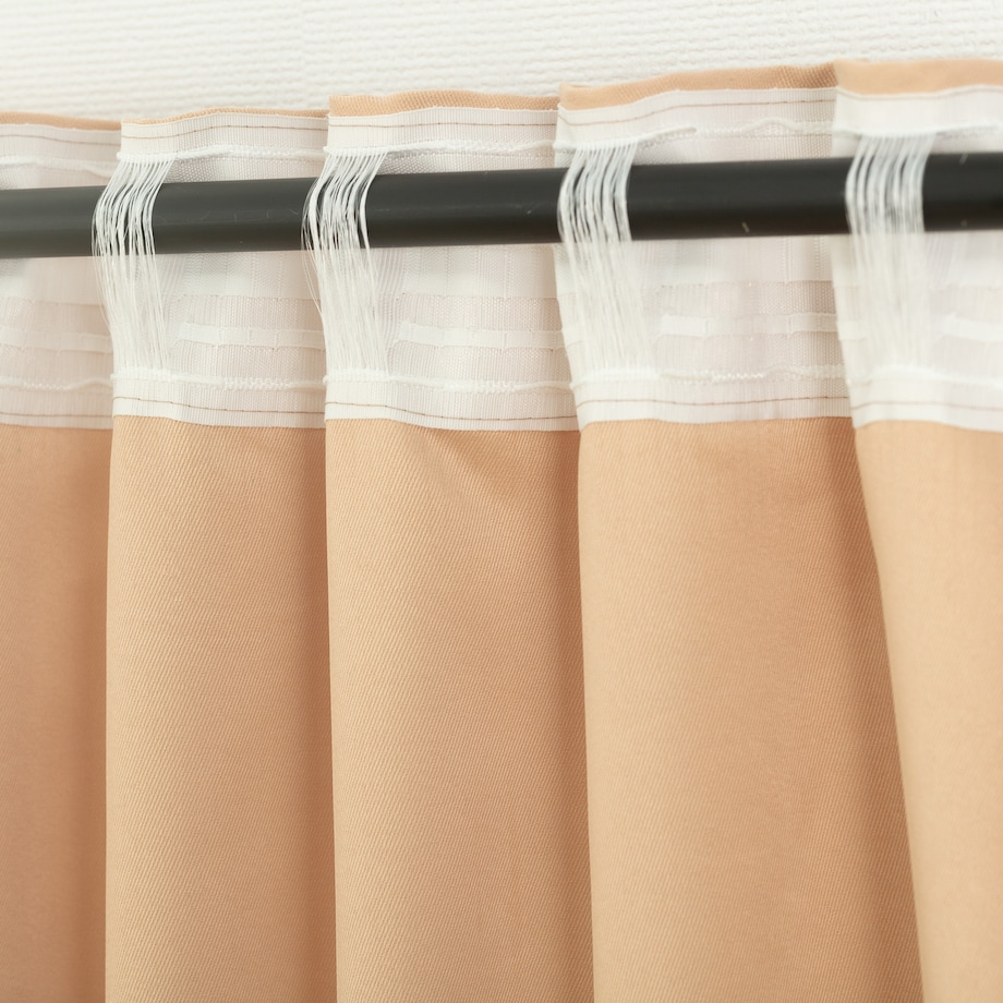 Zasłona BASIC na taśmie marszczącej 140x260cm waniliowy beż 1 szt. 140x260 beżowy