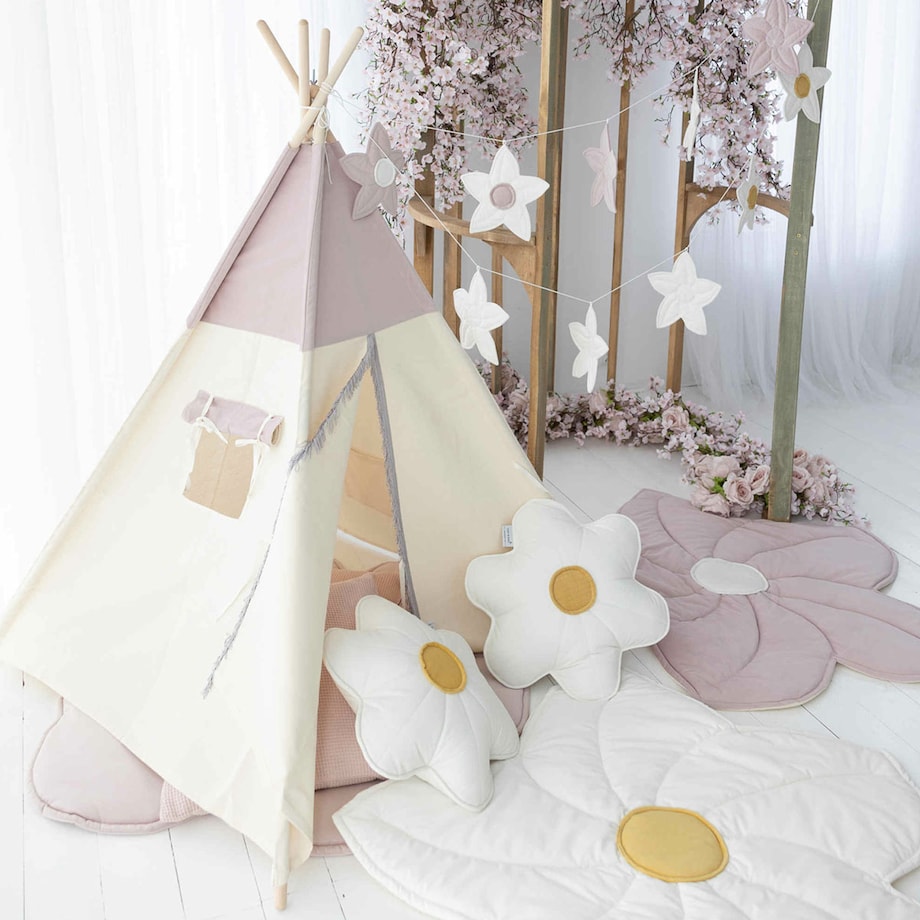 Poduszka stokrotka, poduszka biały kwiatek Daisy