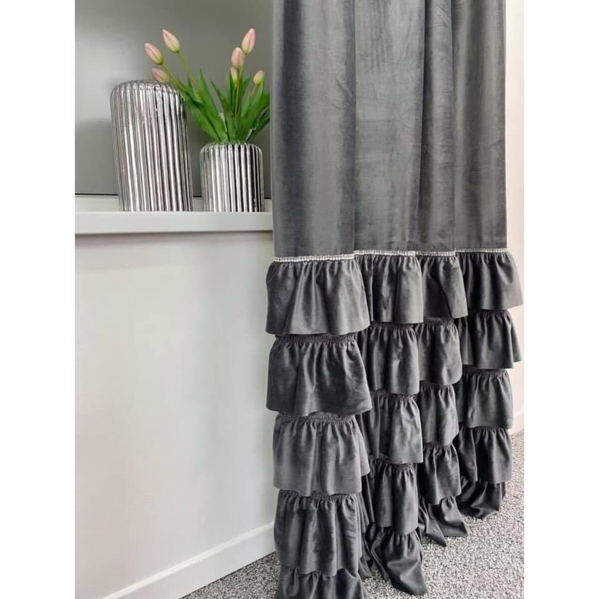 zasłona welurowa z falbanami od dołu 140x270 cm