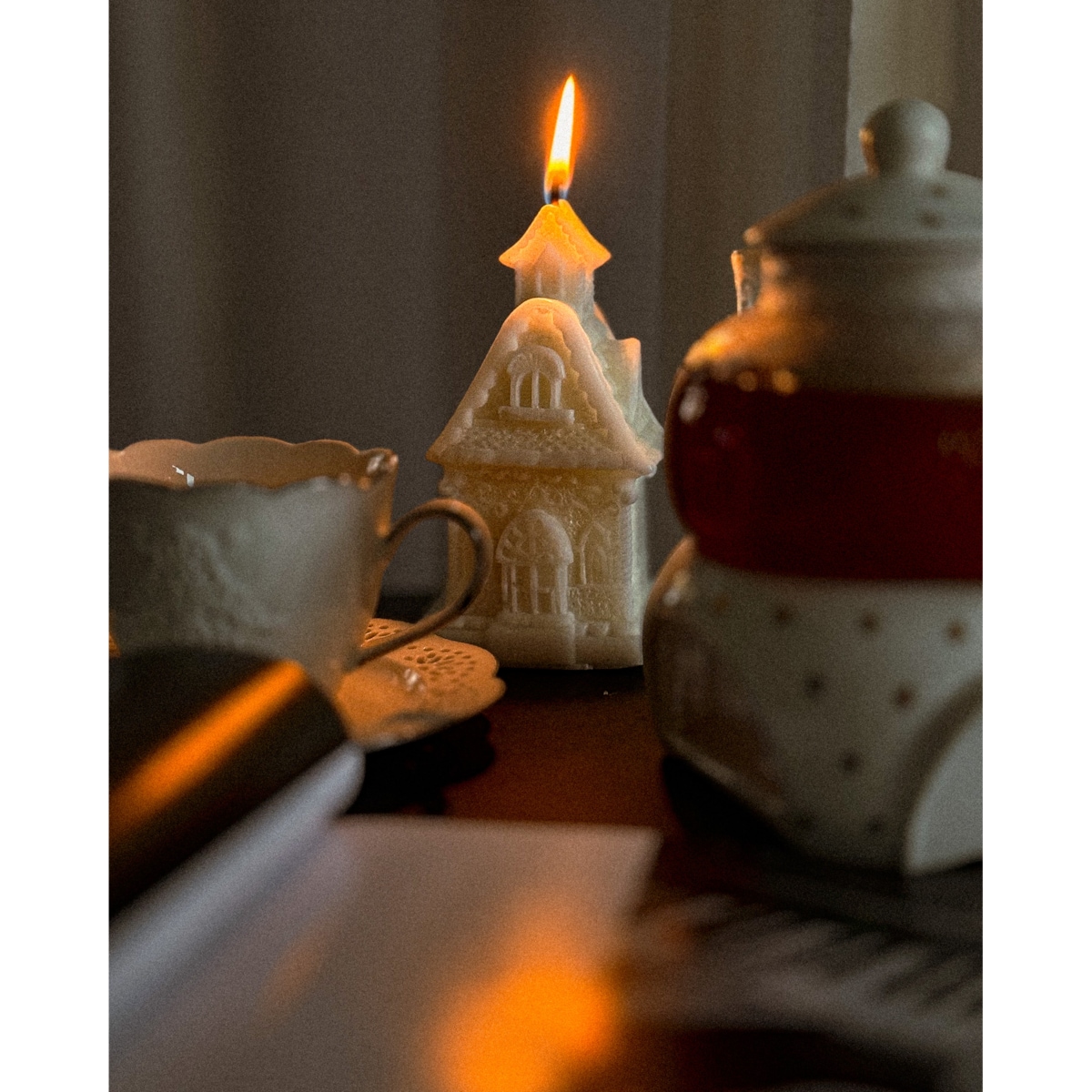 VERKOI Świeca Ozdobna House