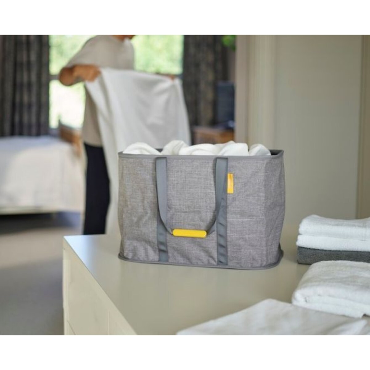 Kosz na pranie L (55 l) Hold-All Joseph Joseph