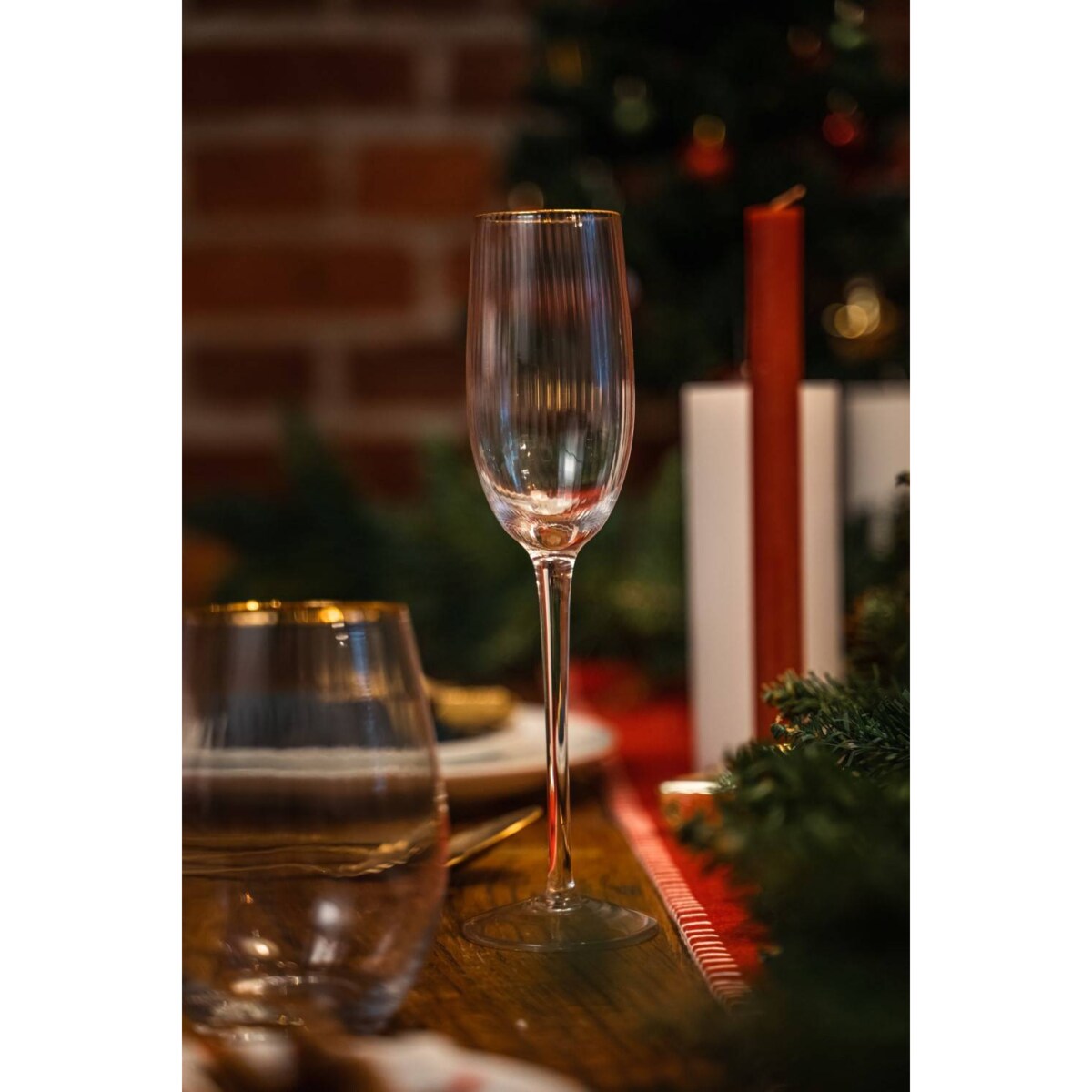 Kieliszki do szampana ze złotą obwódką MERVEILLEUX, 6 szt. 210 ml