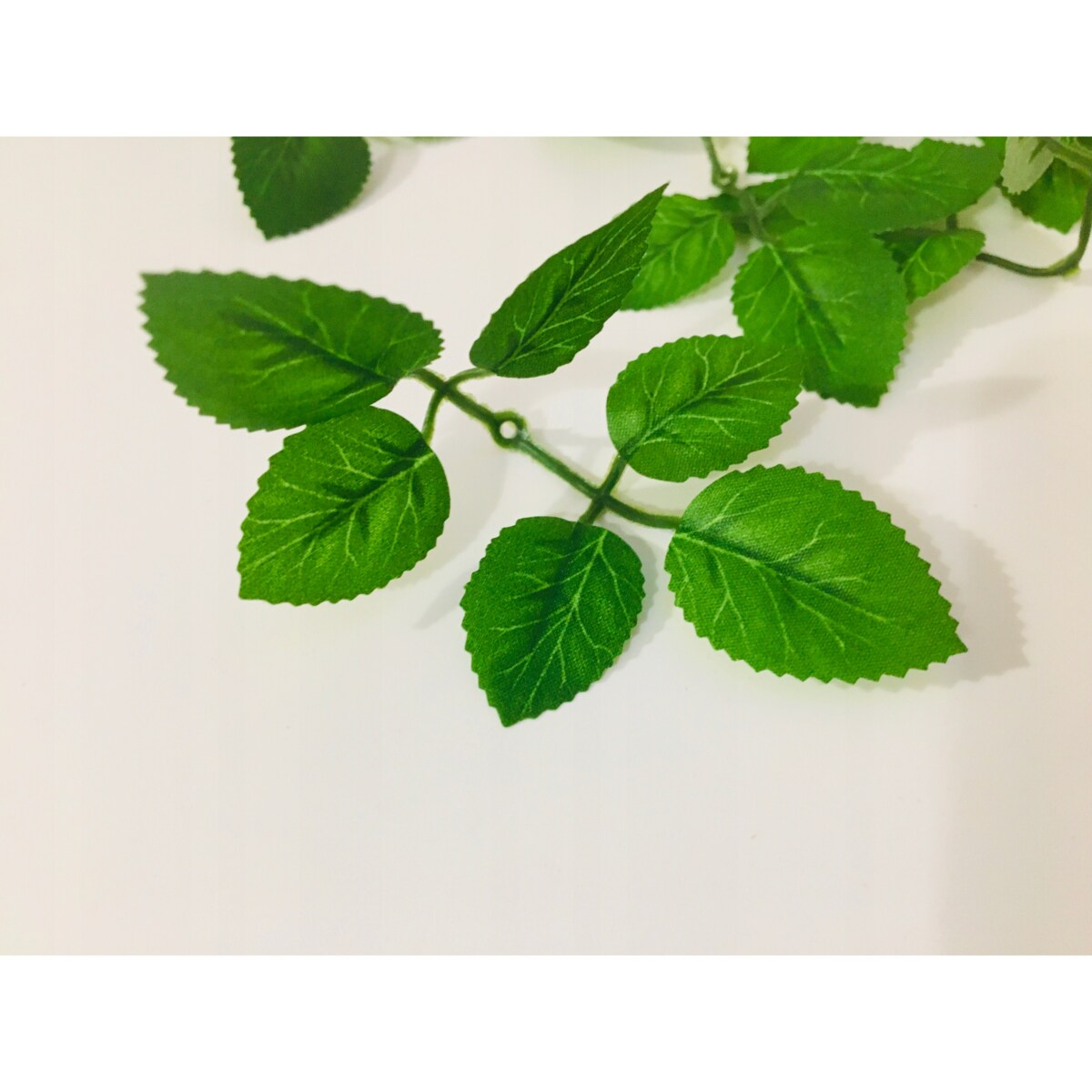 10x MAŁE SZTUCZNE LISTKI do kwiatów mydlanych bukietów stroika zielone róży