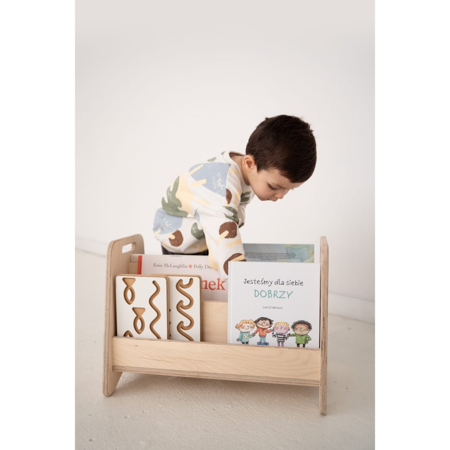 M - biblioteczka montessori