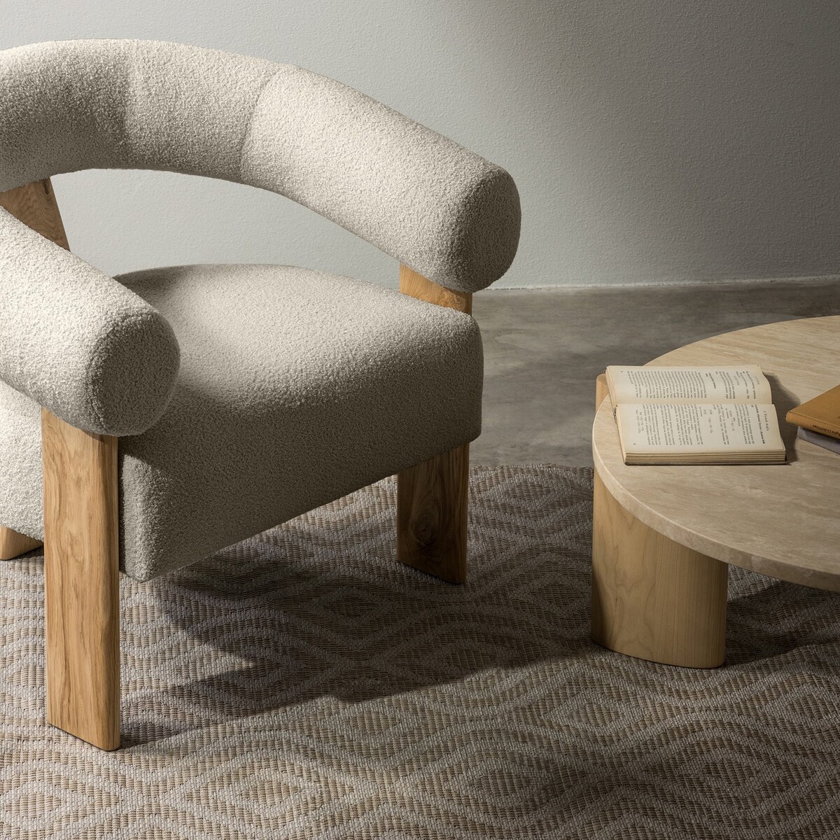 Fotel wypoczynkowy brązowoszary bouclé/dąb Ilady