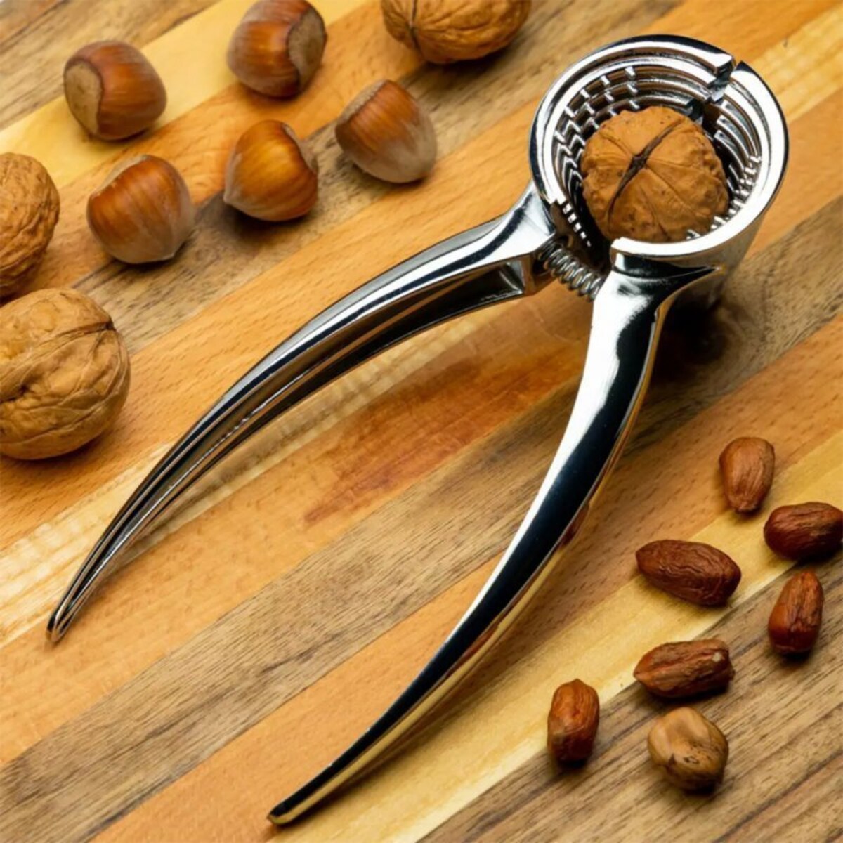 Dziadek Do Orzechów Kinghoff Kh-1472