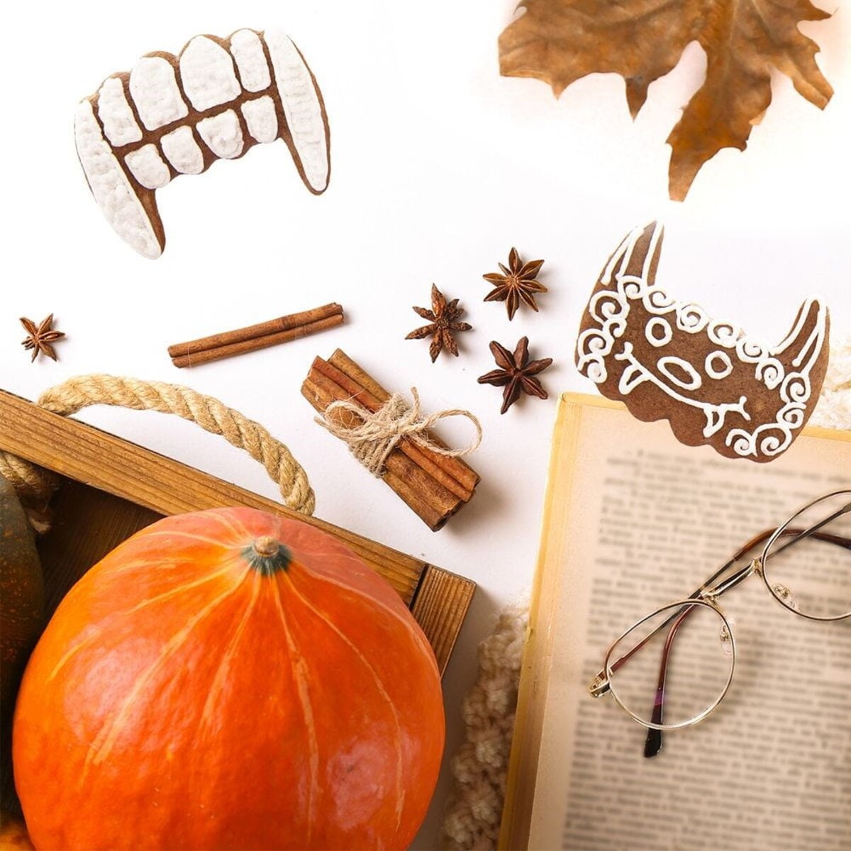 Wykrawacz Cukierniczy Stalowy Foremka Ciastka Pierników Zęby Wampira 5,5 cm