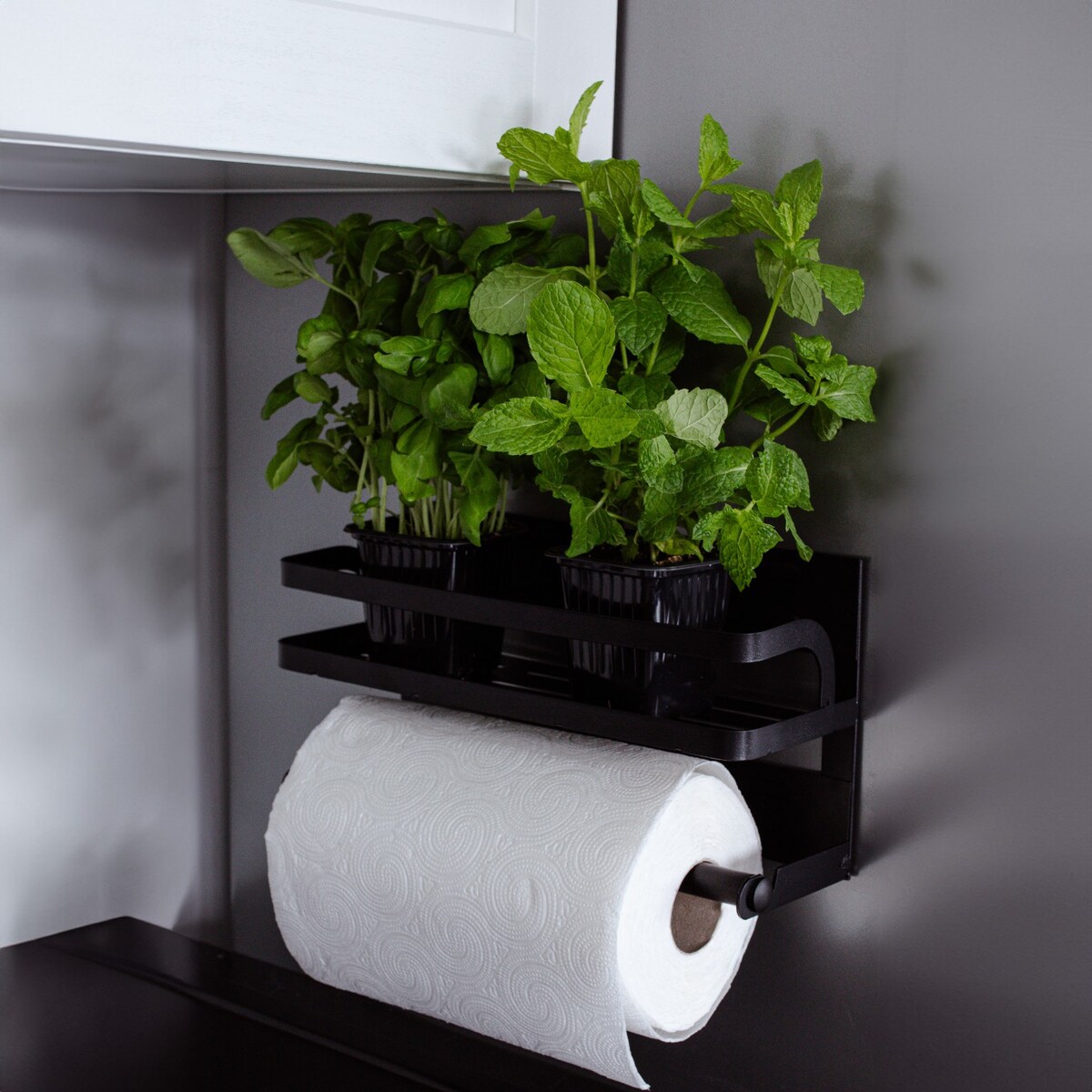 Półka na przyprawy kuchenna z uchwytem na ręcznik papierowy czarna