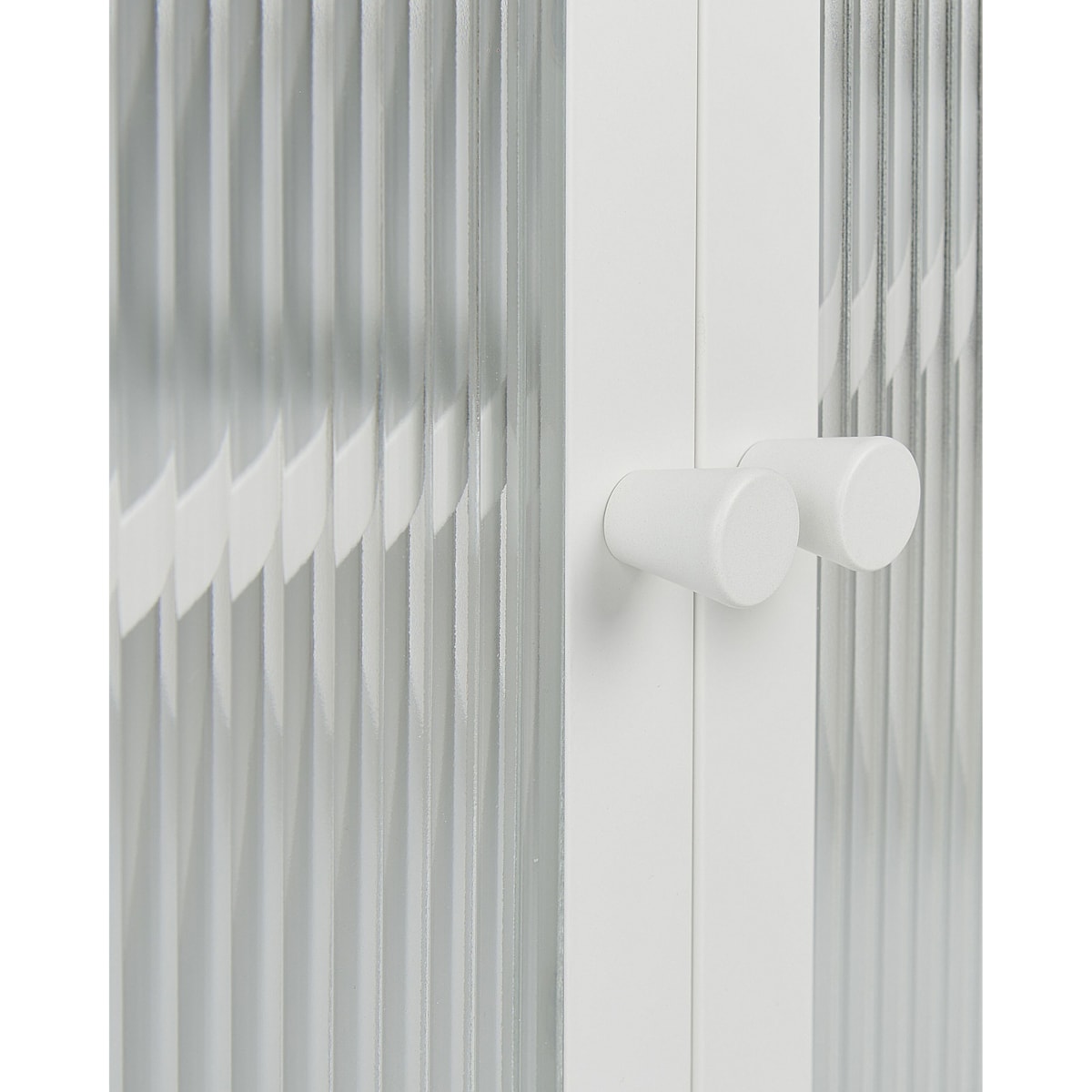 Szafka trzydrzwiowa metalowa ze szklaną gablotą biała DEVON