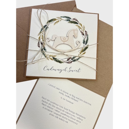 Kartka świąteczna na Boże Narodzenie ręcznie robiona z wiankiem i konikiem - gotowe najpiękniejsze życzenia świąteczne