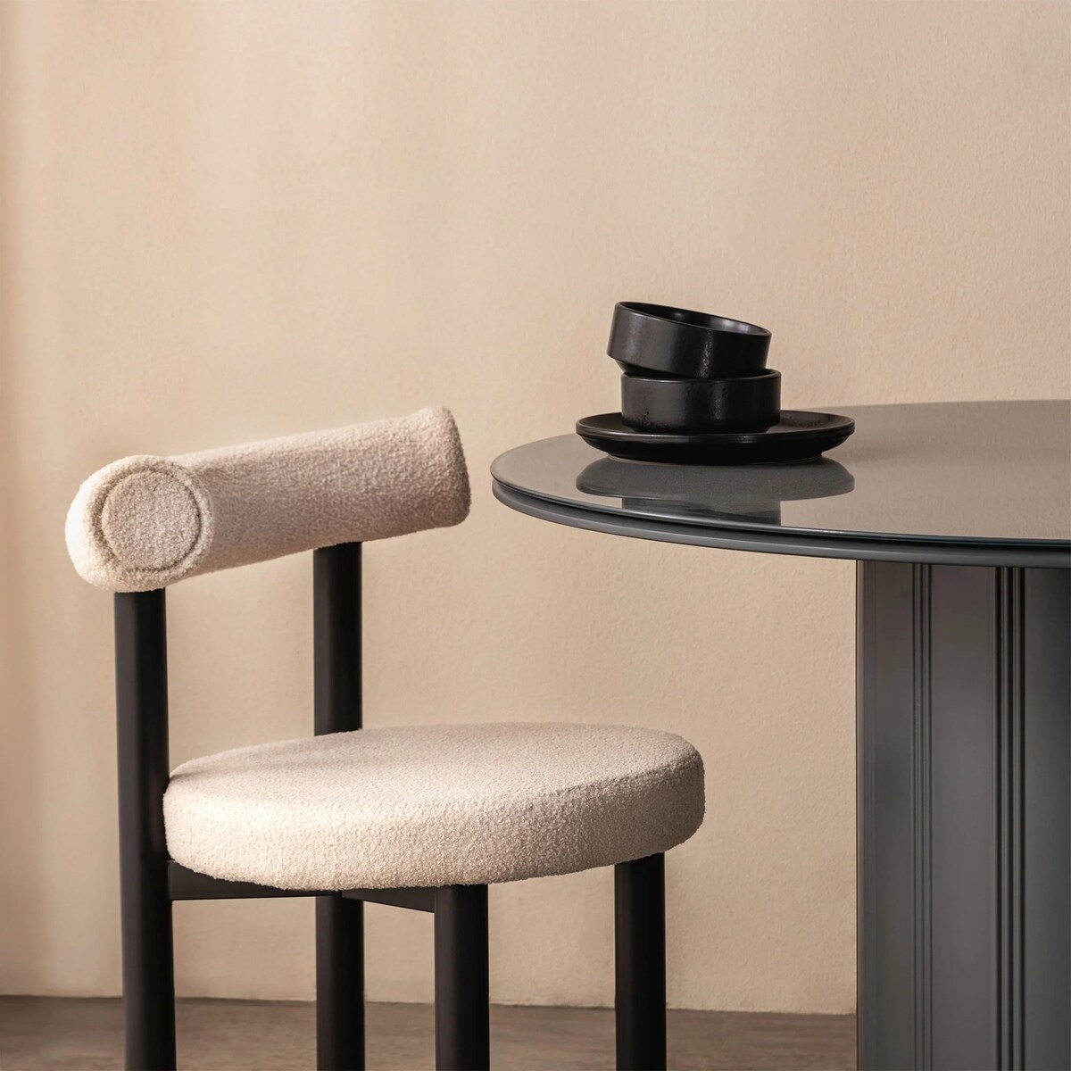 Krzesło do jadalni beżowe/czarne nogi, boucle 75x58x61 cm PEDRITO - III, 2 szt.