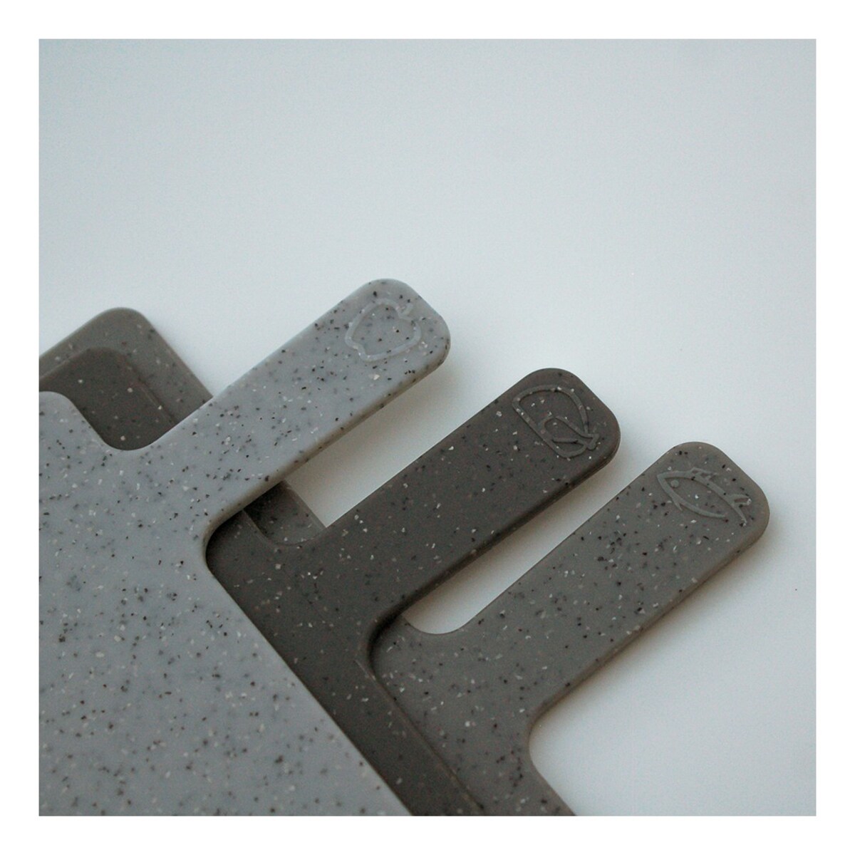 Zestaw 3 desek do krojenia na stojaku HUSLA