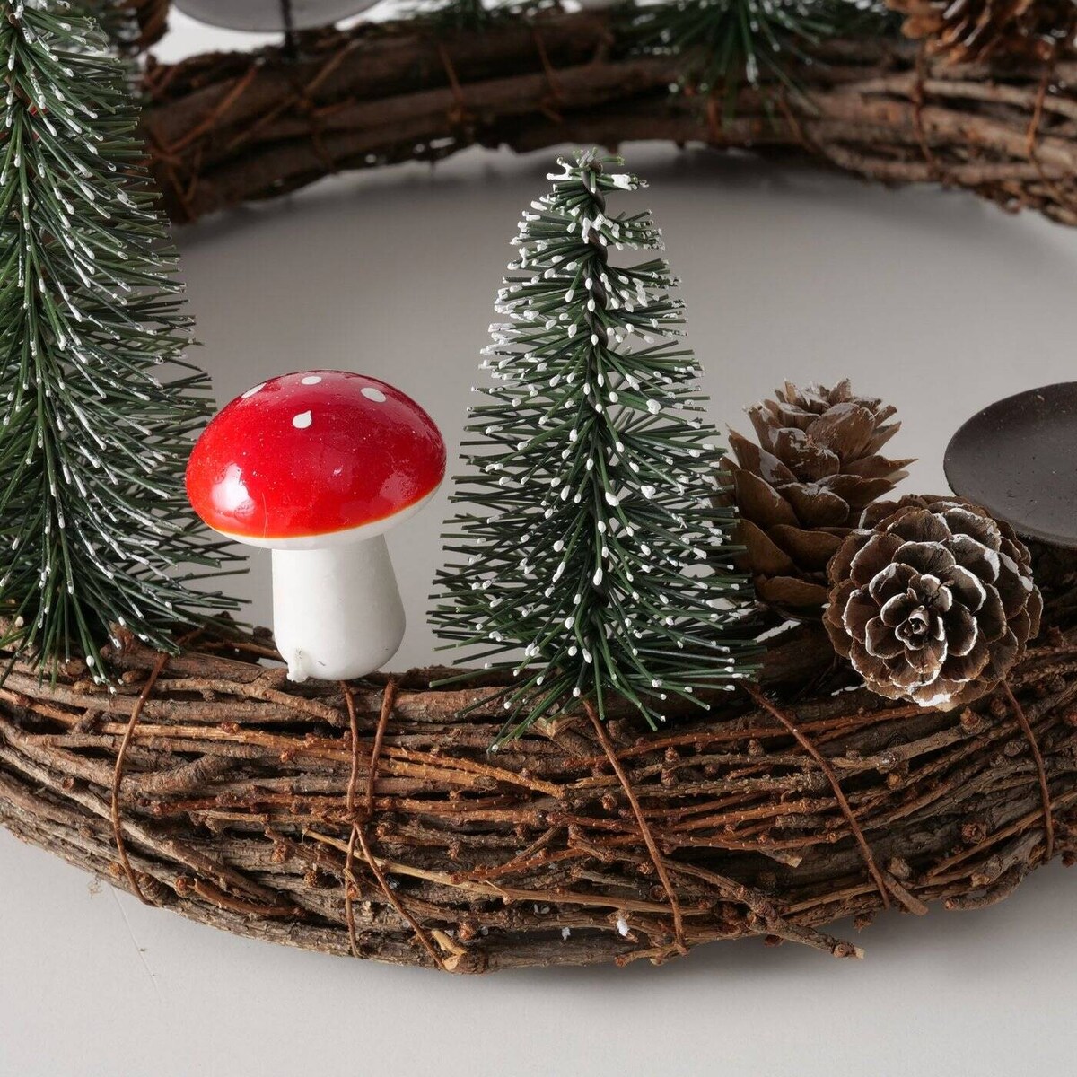 Wieniec ze świeczkami LUMØ35 cm