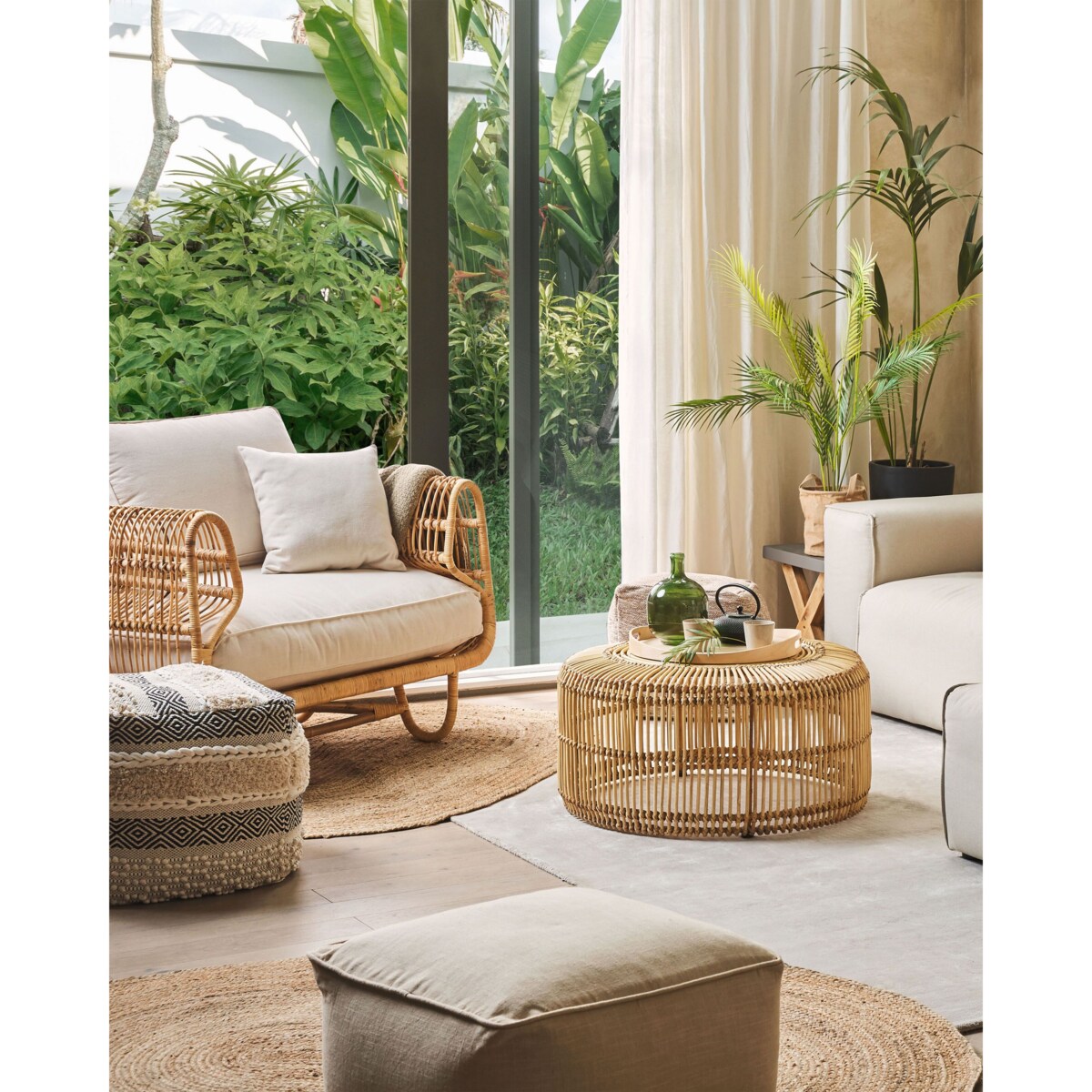 Fotel rattanowy beżowy DOLCEDO