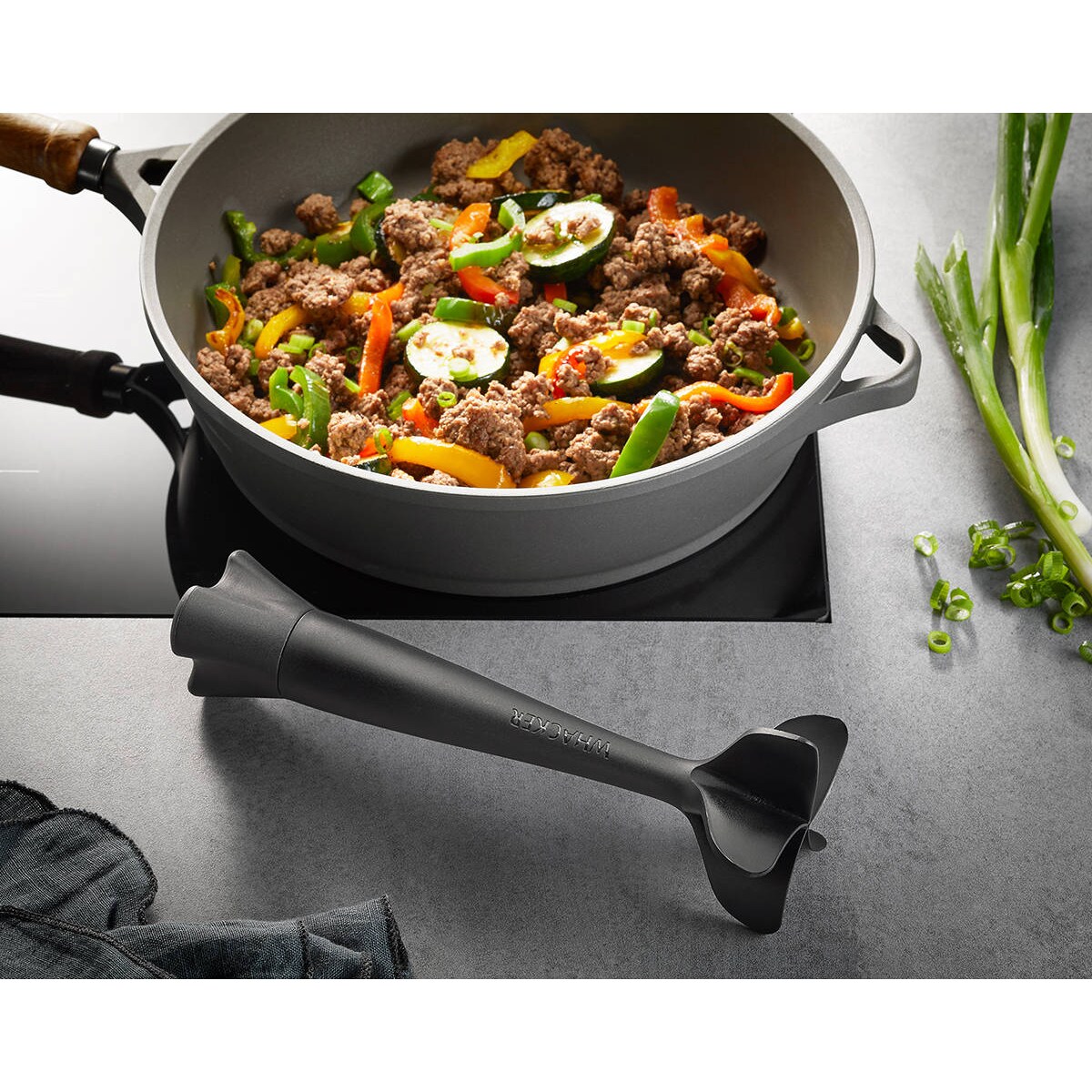 Uniwersalny siekacz WHACKER