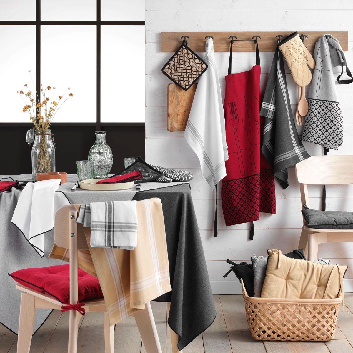 Pikowana poducha na krzesło MISTRALINE, 40 x 40 cm