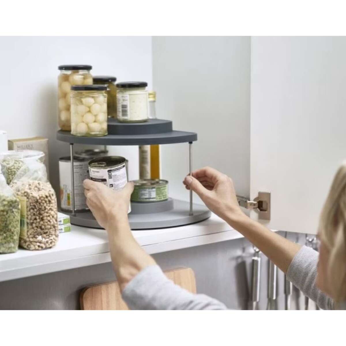 Dwupoziomowy organizer do szafki kuchennej obrotowy CupboardStore, 20.2 x 33 x 28 cm, Joseph Joseph