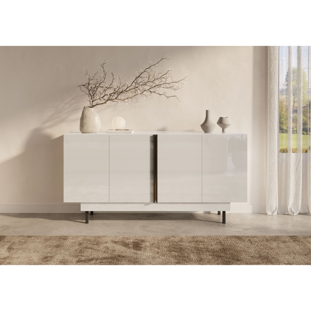 Elegancka biała komoda Dancan ARTEMISA ze złotymi dodatkami / szer. 163 cm