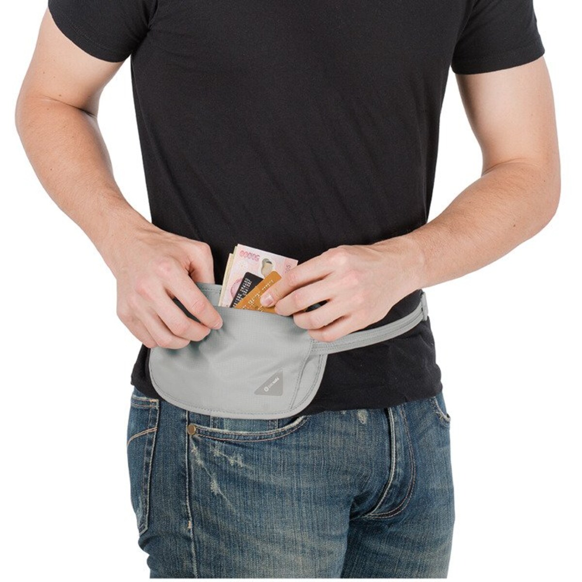 Portfel dyskretny antykradzieżowy Pacsafe Coversafe X100 l - czarny