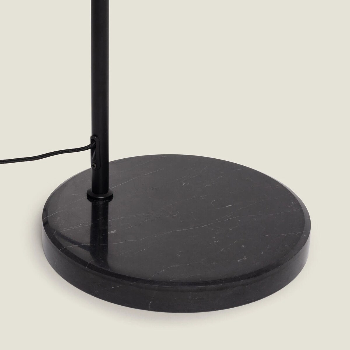 Lampa pogłogowa z plecionym kloszem Beyavo 166 cm