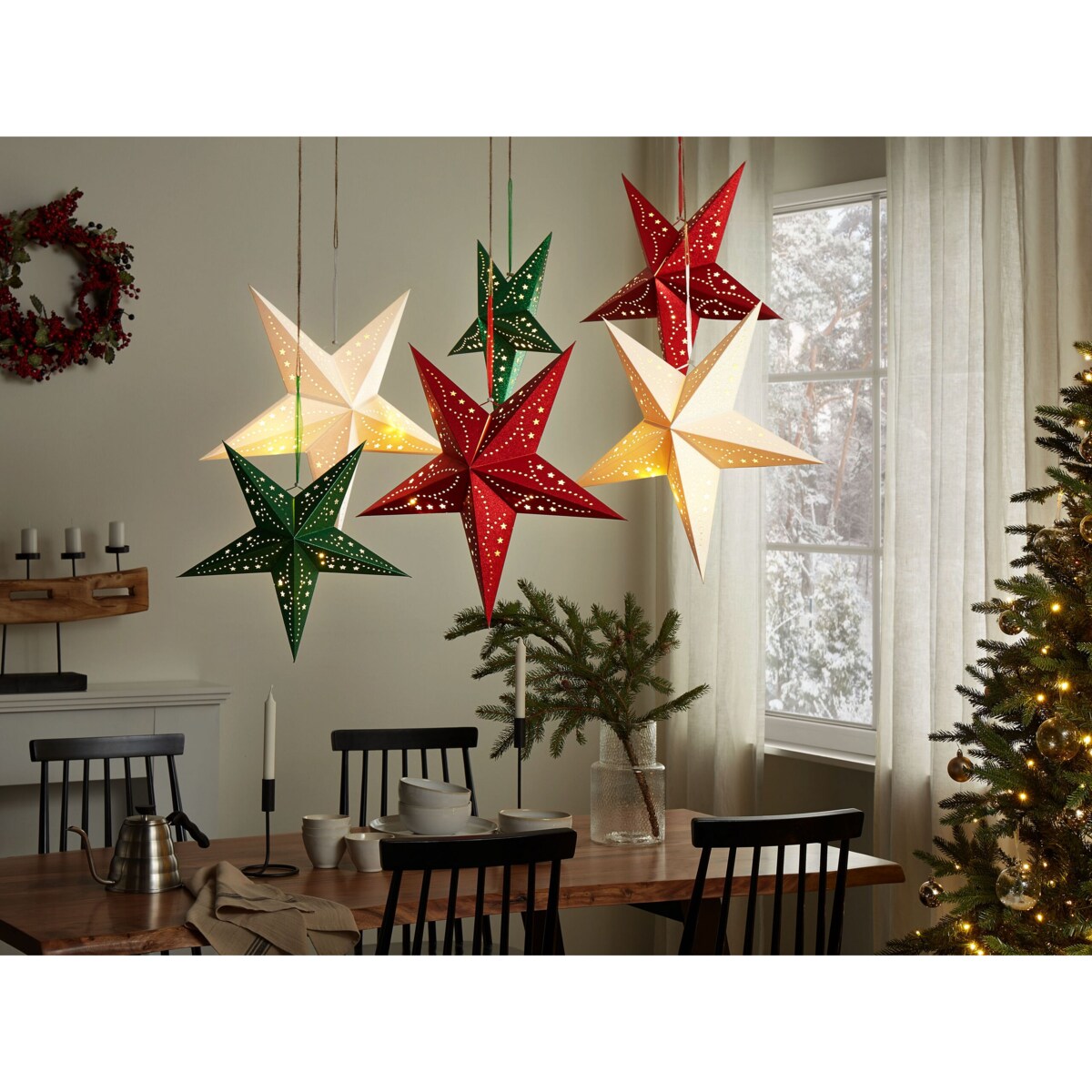 Zestaw 2 dekoracji wiszących LED MOTTI Gwiazda 45 cm Szmaragdowy