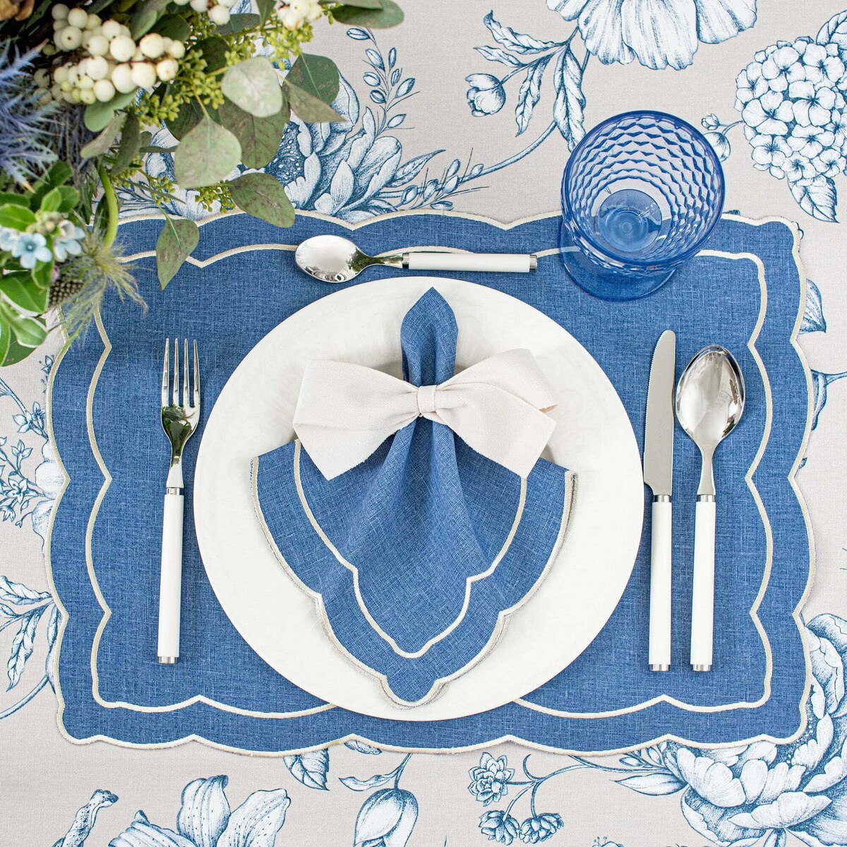 Obrus Blossom Blue - 130 cm x 200 cm