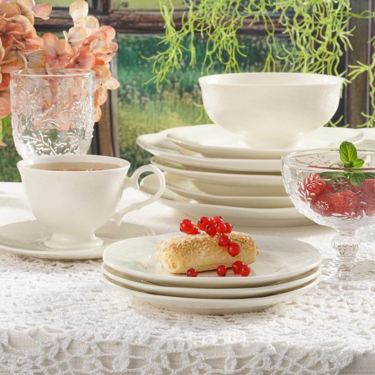 VILLA ITALIA Talerzyk deserowy 18 cm NIOBE