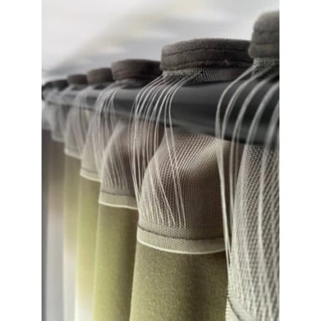 Granatowa zasłona z weluru 140x230 cm