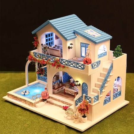 Miniaturowy domek - Pocztówka z Krety