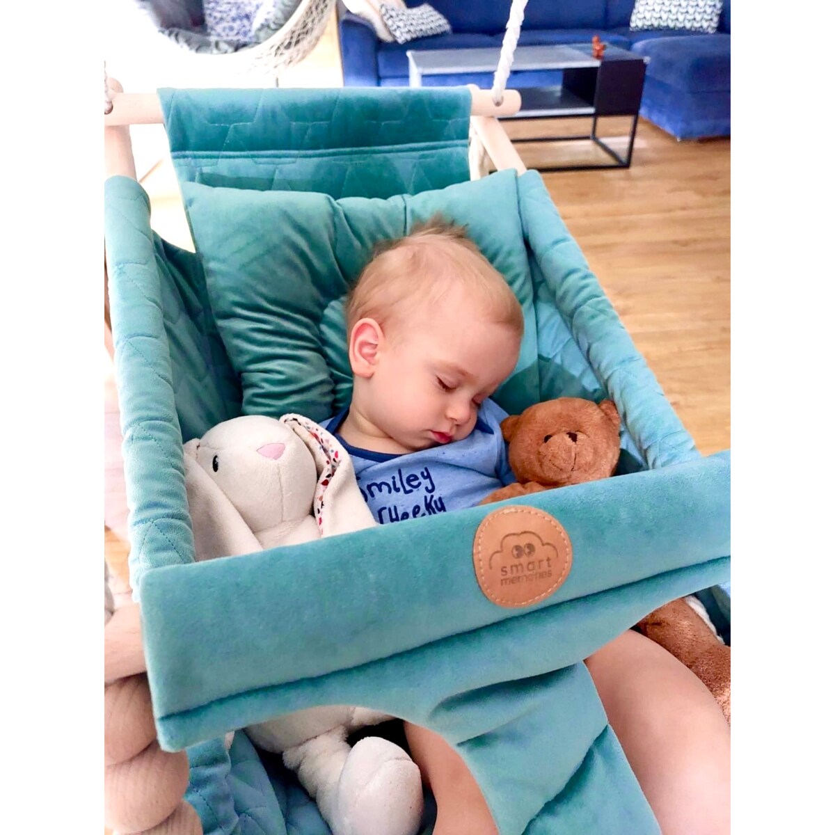 Huśtawka leżaczek - velvet srebrna