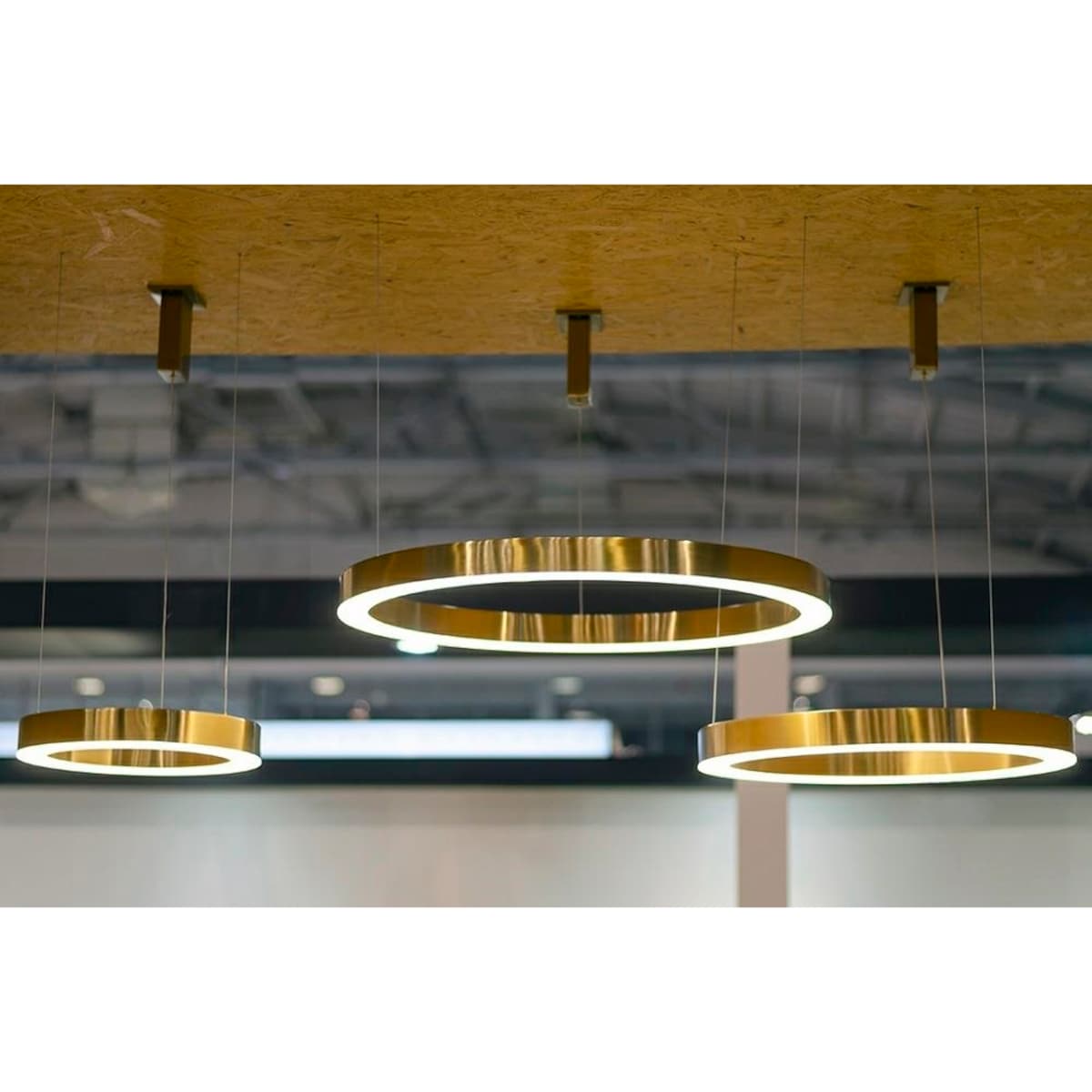 Złota lampa wisząca Ring okrągła LED 38W 3000K nad stół