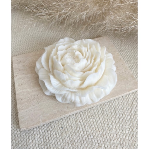 Świeca sojowa ekologiczna dekoracyjna "Peony Queen" 100x40mm biała (duża)