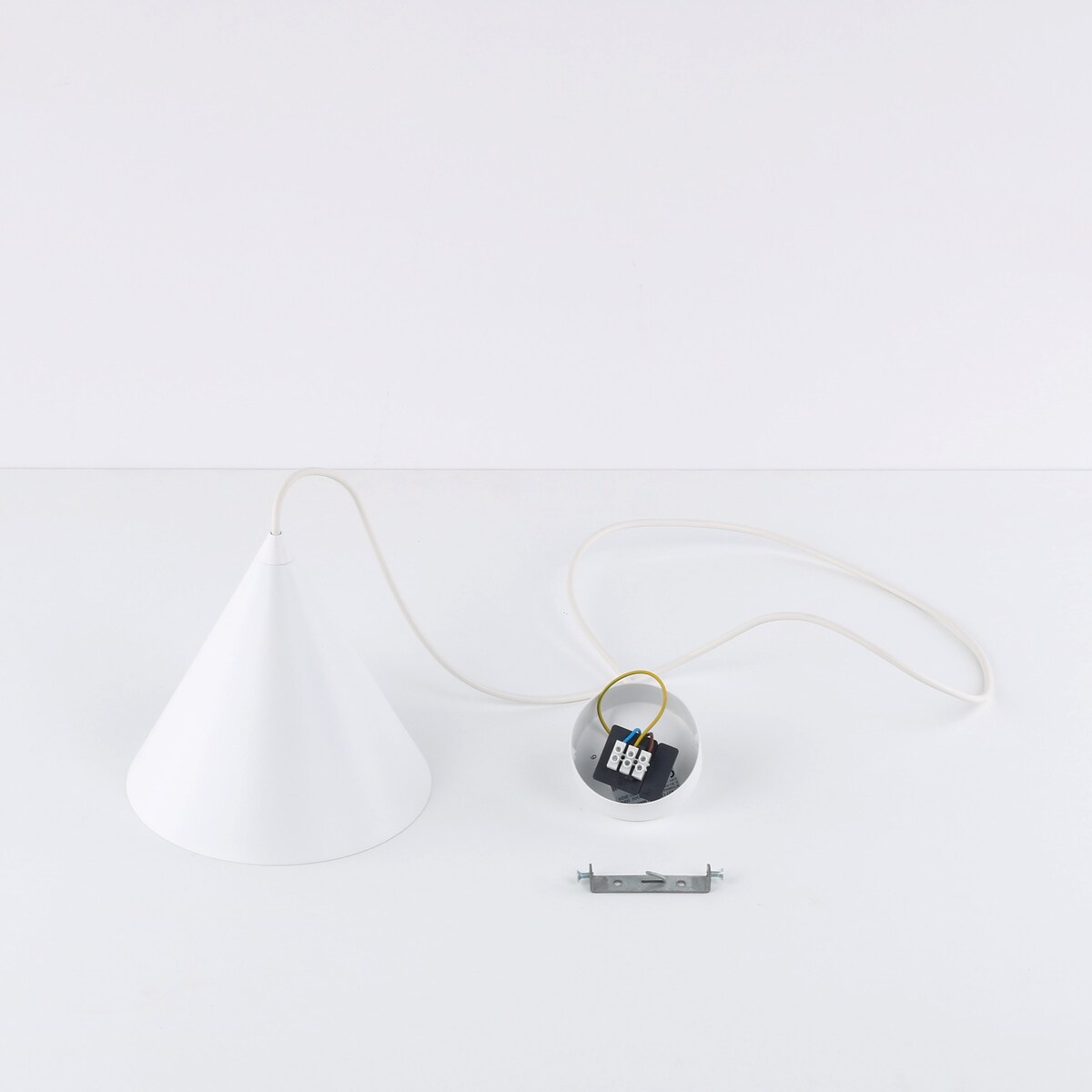 Lampa wisząca biała TK Lighting CONO WHITE 10007 E27 regulowana do salonu kuchni jadalni