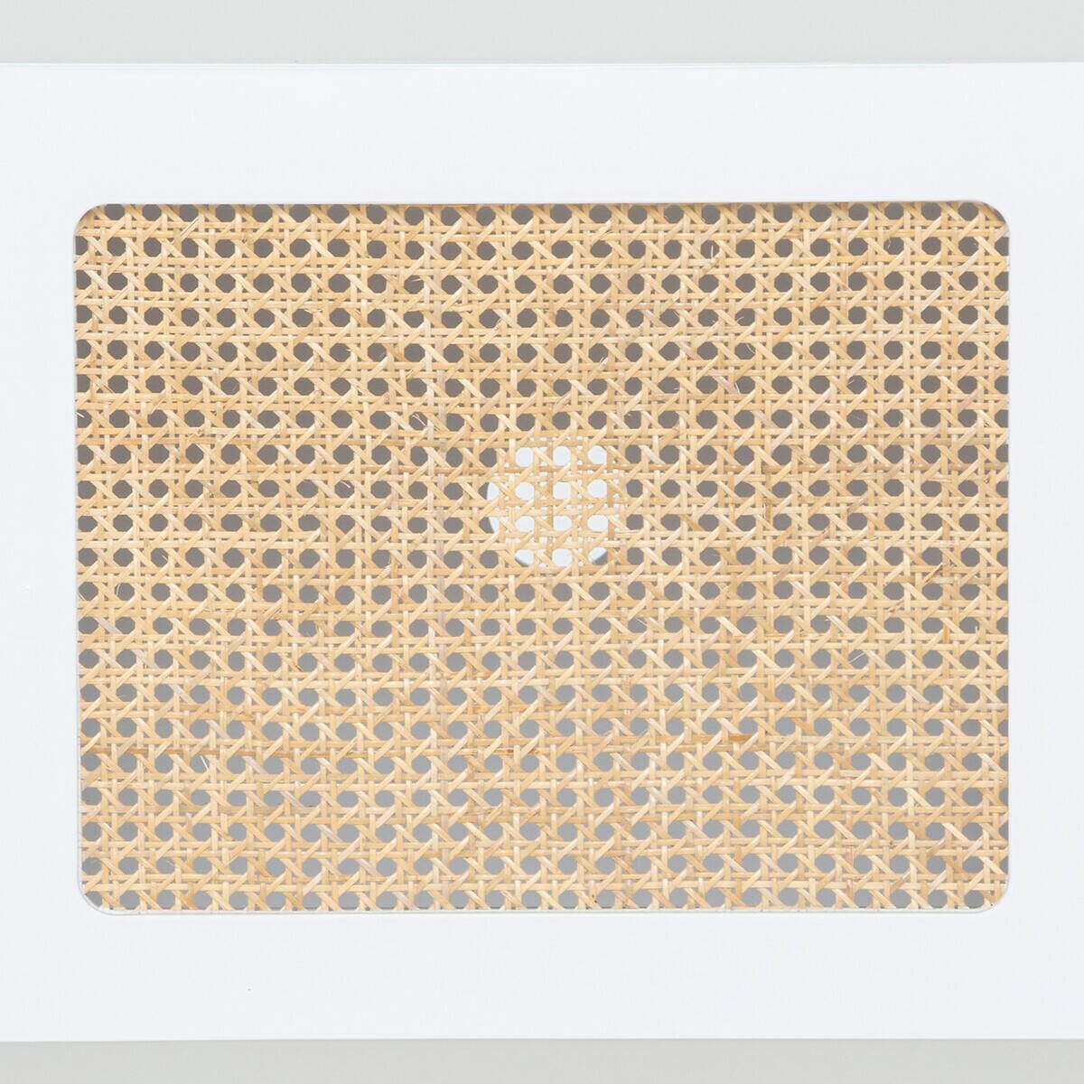 Komoda pod telewizor biała CABRAS, drzwi z plecionki wiedeńskiej, 140 x 41,7 x 50 cm