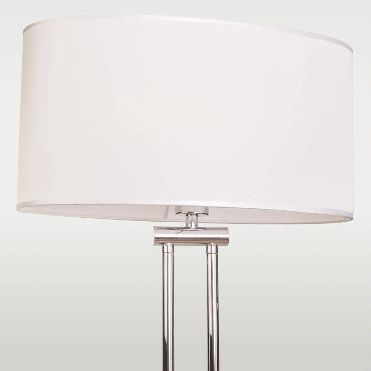 Nowoczesna lampa podłogowa Athens do pokoju biała chrom