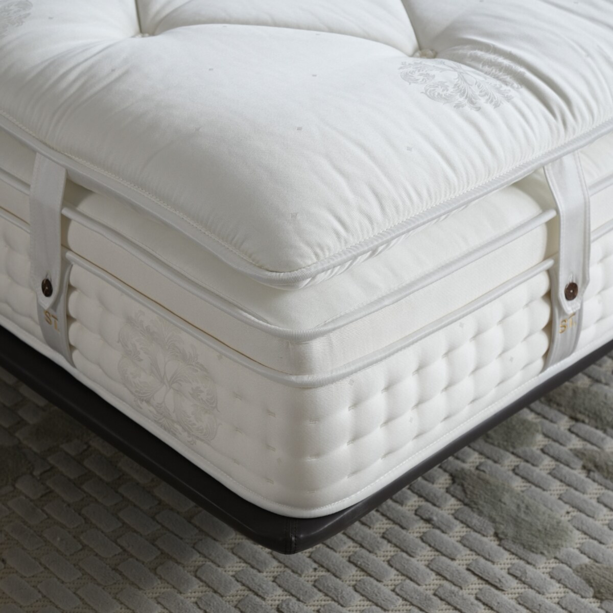 Materac Saint Trope’z Zikssen 160x200 cm