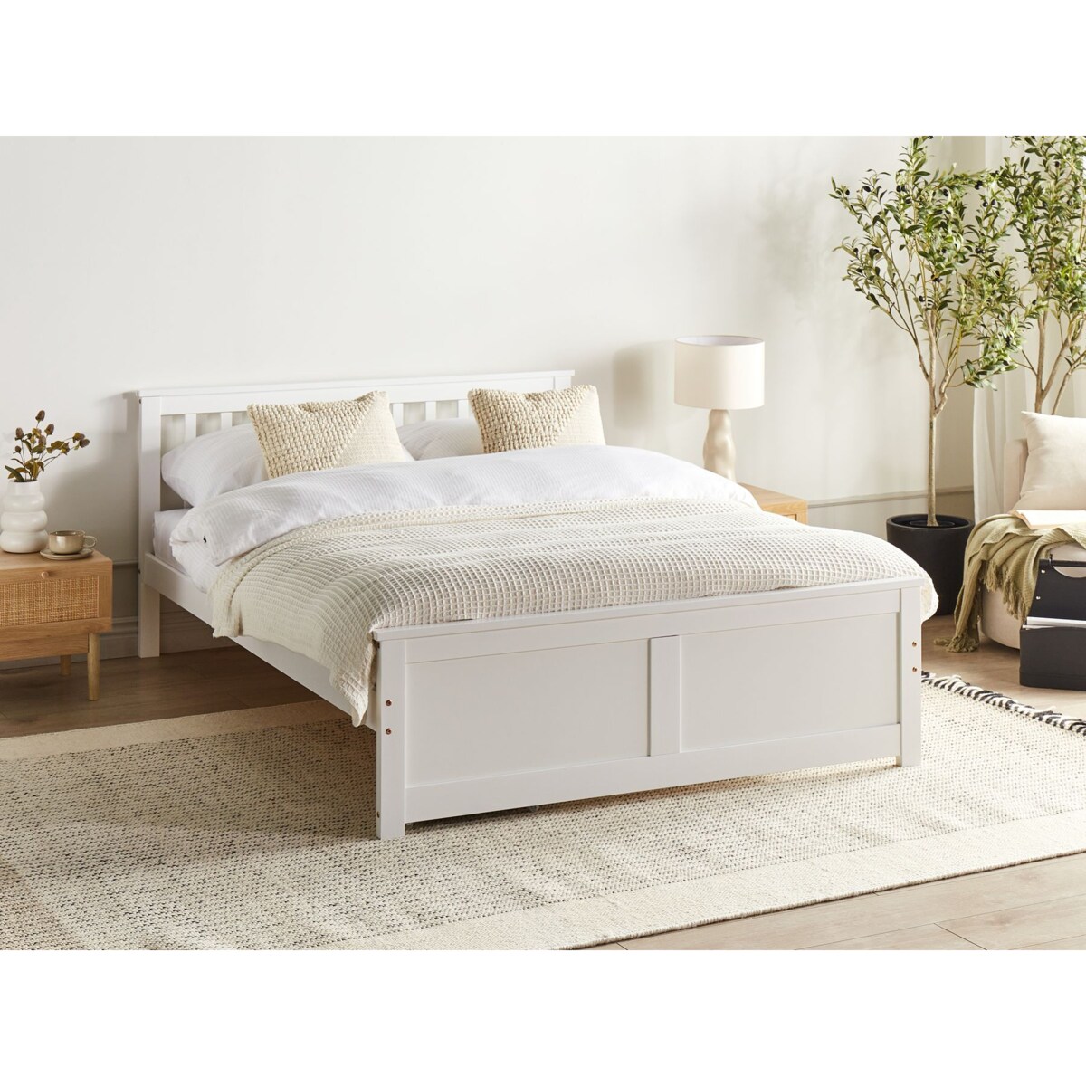 Łóżko OLENDON 140 x 200 cm Drewno Biały