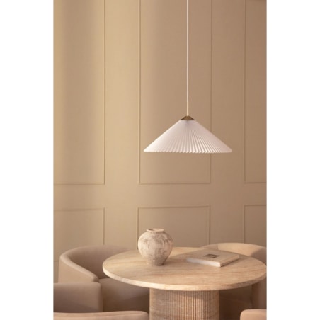 Lampa wisząca ze złotego metalu i tkaniny, biała Plisse Ø57,5 cm