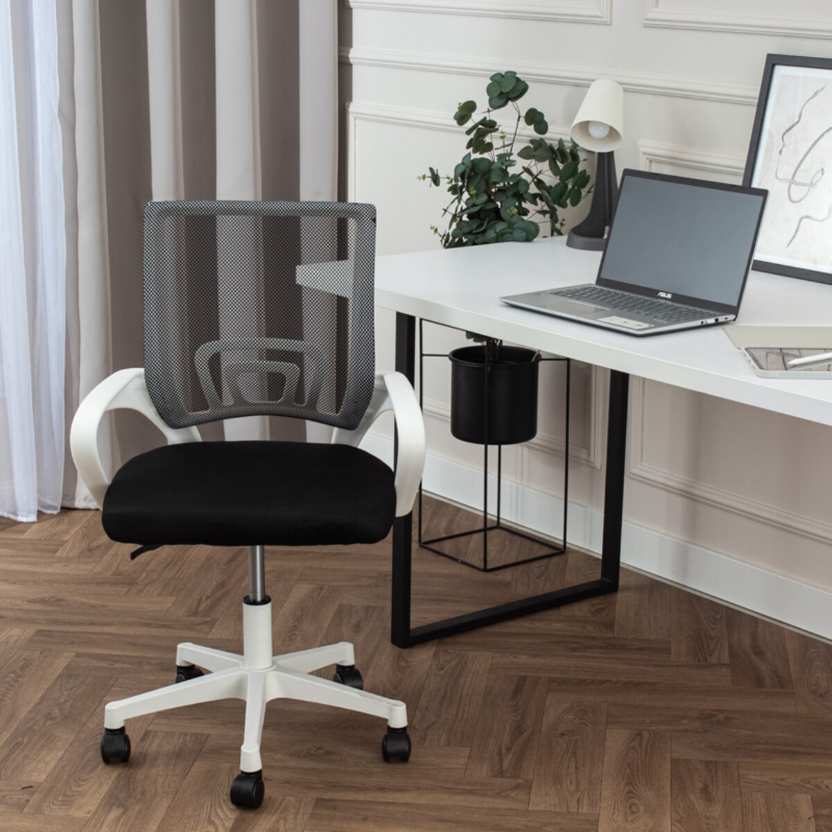 Krzesło biurowe fotel obrotowy regulowany młodzieżowy czarny