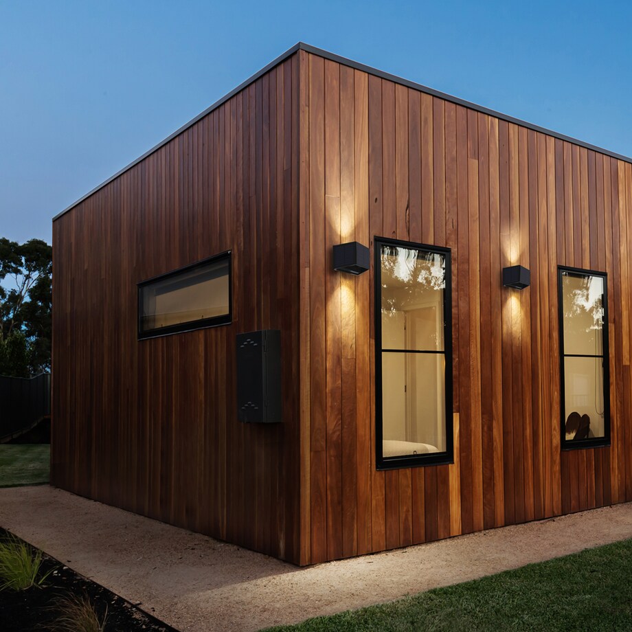 Solarny kinkiet Wings EKO9097 Ekolight LED 2W 3000K zewnętrzny IP54 czarny