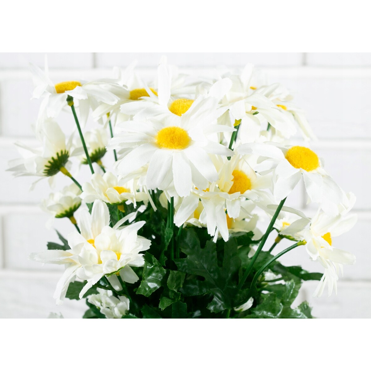 SZTUCZNE STOKROTKI W DONICZCE