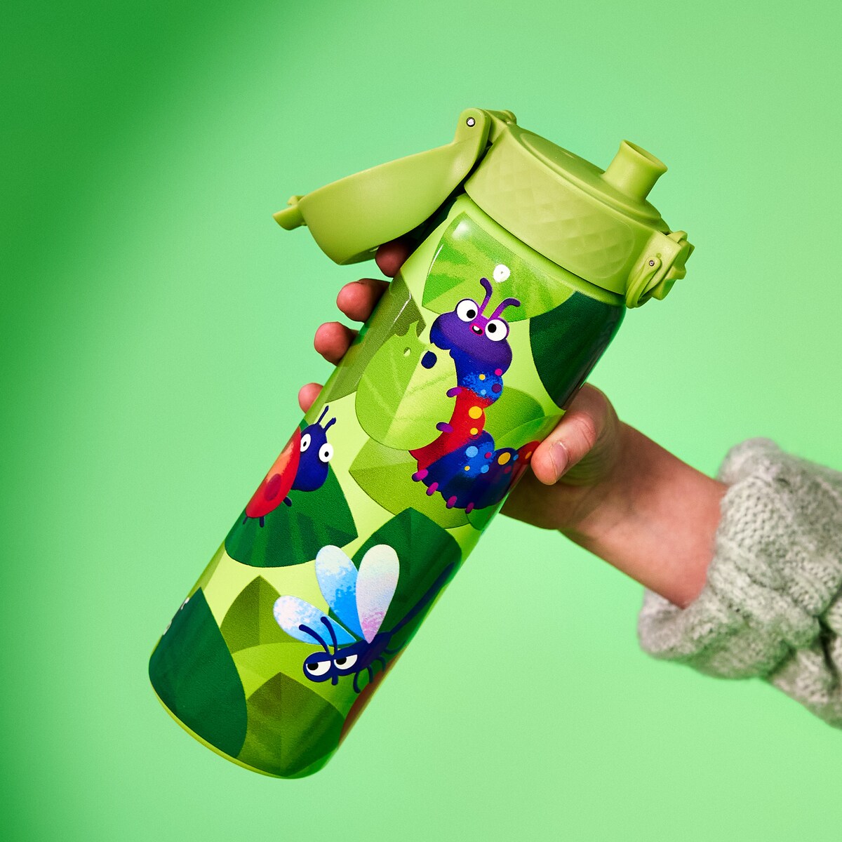 Butelka ION8 Single Wall I8SS600PGBUGS Bugs Life