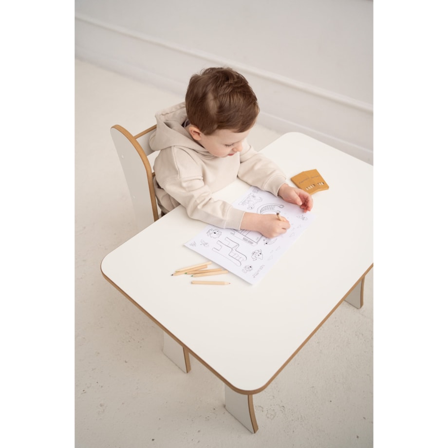 Stolik + krzesełko z imieniem