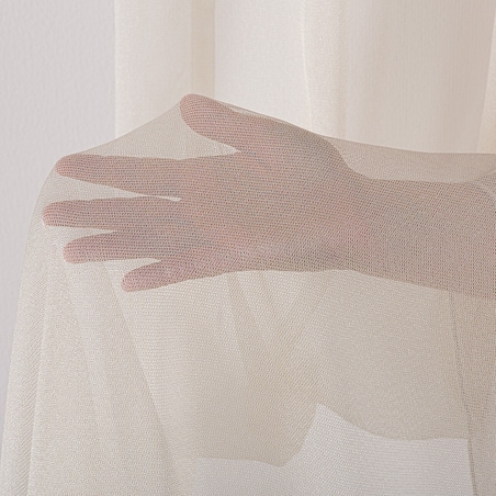 Firana na taśmie 300x245 złoty