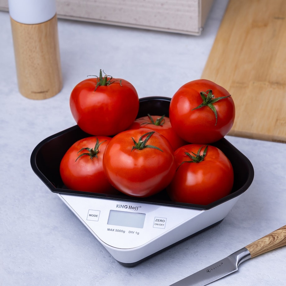 Elektroniczna waga kuchenna z miksą 800ml 1g 5kg KINGHOFF