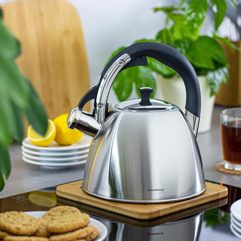 Czajnik stalowy z gwizdkiem 2.2L srebrny Inox KLAUSBERG
