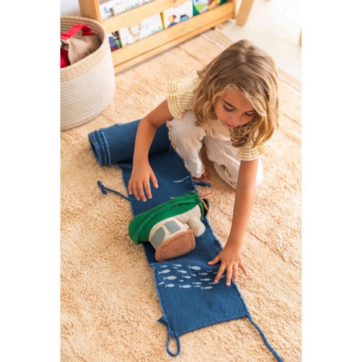 Zabawka bawełniana RIDE & ROLL statek Lorena Canals