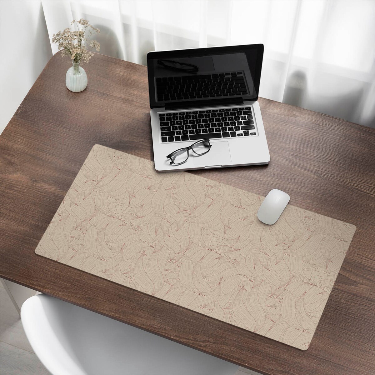 Beżowa mata na biurko Faliste linie abstrakcji, 90x45 cm