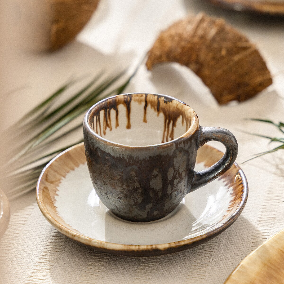 Konsimo PRIMA Filiżanka do espresso ze spodkiem 6 szt., jasnobeżowy