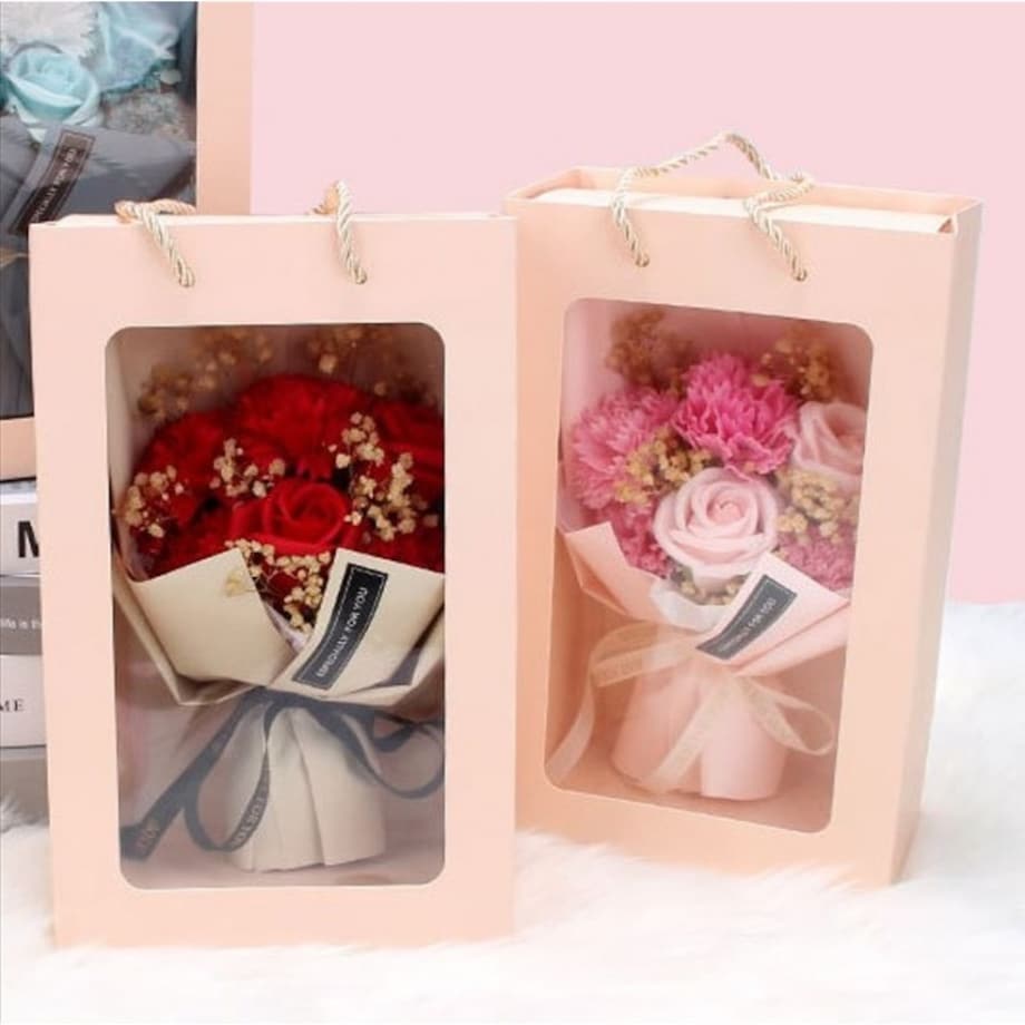 Bukiet zapachowych kwiatów mydlanych w pudełku 6 szt. flower box BUK09R